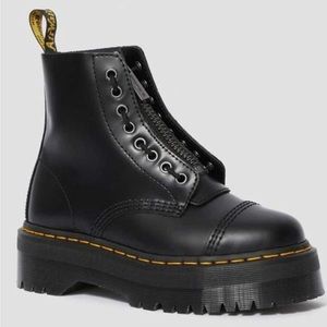 Dr. Martens Sinclair Boots